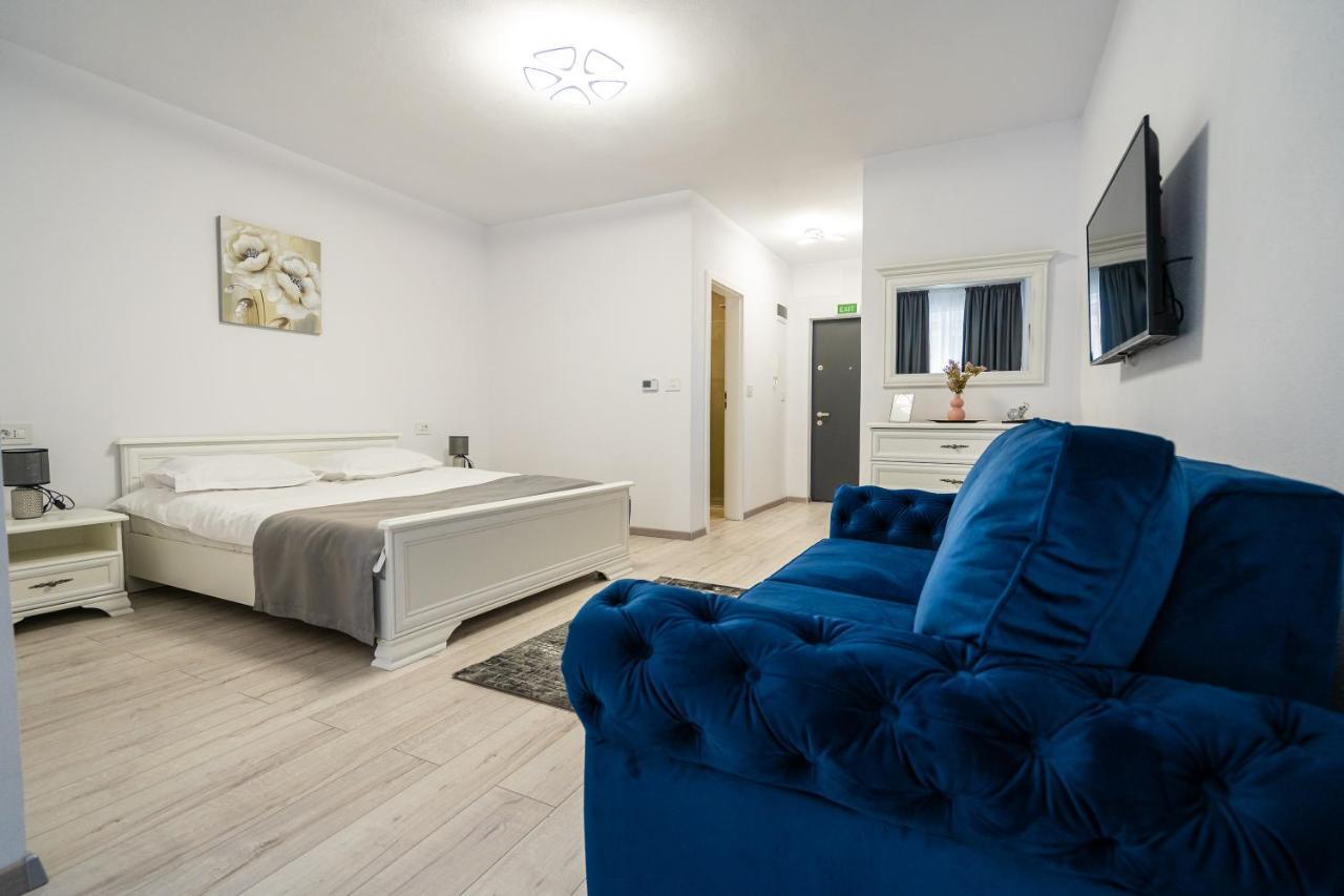 Armada Aparthotel Алба-Юлія Екстер'єр фото