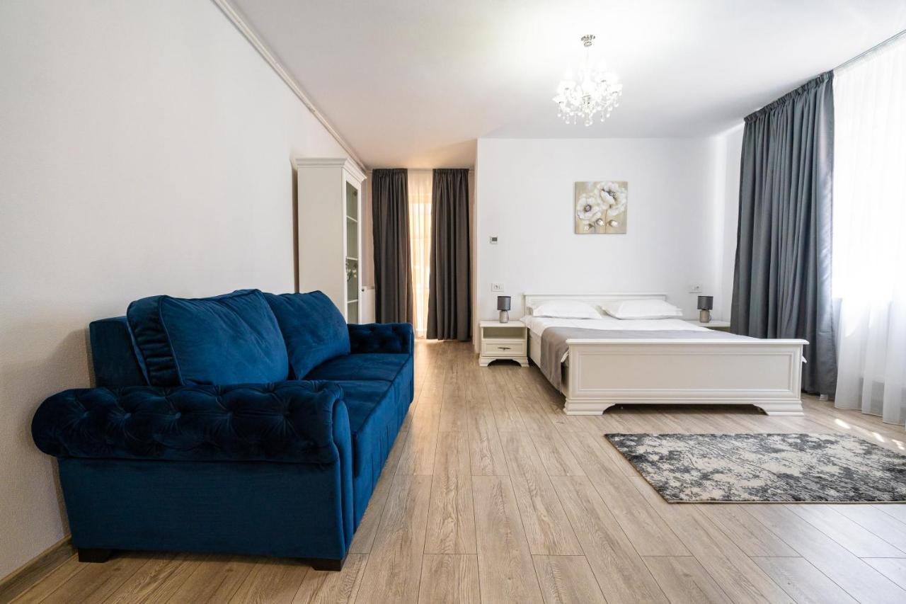 Armada Aparthotel Алба-Юлія Екстер'єр фото